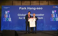 HLV Park Hang Seo nhận vinh dự đặc biệt từ thành phố Seoul