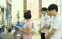 Cạnh tranh khốc liệt trong tuyển sinh đại học