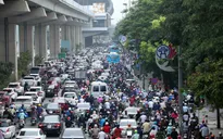Hôm nay (6/8), Hà Nội bắt đầu thí điểm phân làn ô tô, xe máy đường Nguyễn Trãi