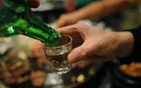 Cảnh báo ngộ độc rượu gia tăng cuối năm