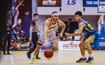 VBA 2022 - Game 34: Thang Long Warriors níu kéo cơ hội