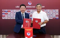 VFF gia hạn hợp đồng với HLV Mai Đức Chung