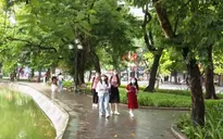 Hà Nội ngày đầu nghỉ lễ Quốc khánh: Nhiều tuyến phố, điểm vui chơi vắng vẻ, yên bình