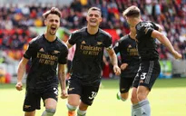 Các tân binh tỏa sáng, Arsenal đòi lại ngôi đầu Ngoại hạng Anh
