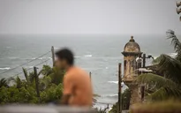 Bão Fiona đổ bộ vào Puerto Rico, đánh sập nguồn điện trên đảo