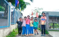"Chuyến Xe Tử Tế" mang tới học sinh vùng cao tại Nam Trà My nhiều món quà đầu năm học mới