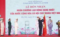 Uỷ ban Quốc phòng và An ninh của Quốc hội đón nhận Huân chương Lao động hạng Nhất