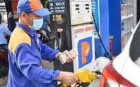 Đề xuất giảm 50% thuế tiêu thụ đặc biệt, VAT với xăng dầu