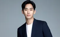 Fan Thái bỏ 126.000 USD để gặp Kim Soo Hyun và chụp ảnh cùng