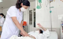 Chạy ECMO cứu sống bé gái 11 tuổi bị đa chấn thương nguy kịch