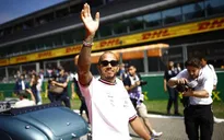Lewis Hamilton muốn mua cổ phần Manchester United