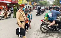 Không để học sinh lỡ buổi khai giảng vì lý do mất an toàn giao thông