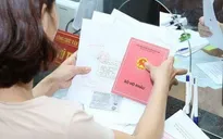 Chấn chỉnh việc thu hồi sổ hộ khẩu không đúng quy định