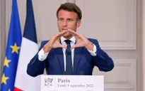 Tổng thống Pháp Macron kêu gọi người dân tiết kiệm năng lượng, giảm 10% mức sử dụng