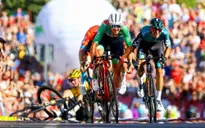 Mads Pedersen về nhất chặng 16 La Vuelta