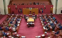 Australia thông qua dự luật biến đổi khí hậu
