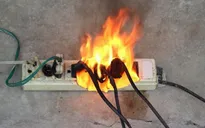 Xử trí thế nào khi có đám cháy thiết bị điện tại gia đình?