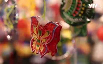 Nhộn nhịp phố lồng đèn Trung thu tại TP Hồ Chí Minh