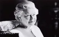 Nữ hoàng Elizabeth II được nhiều người mến mộ vì phẩm giá và sự cống hiến của bà