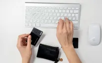 Tại sao bạn nên cân nhắc sử dụng thẻ tín dụng khi mua sắm trực tuyến?