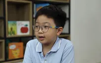Cậu bé 10 tuổi dịch hàng chục đầu sách bán chạy