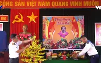 Vượt sóng gió đưa Tết tới Trường Sa