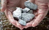 Mỏ đất hiếm giúp tăng tốc chuyển đổi xanh ở châu Âu