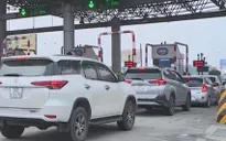 Nhiều tuyến đường Hà Nội ùn tắc ngày giáp Tết