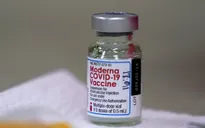 Moderna dự kiến tăng gấp 4 lần giá vaccine COVID-19