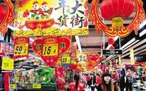 Người dân nhiều nước châu Á hồ hởi mua sắm Tết Nguyên đán sau 3 năm đại dịch