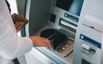 Những lưu ý khi chuyển tiền, rút tiền trong dịp Tết