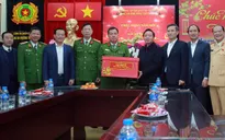 Phó Thủ tướng Trần Hồng Hà thăm, chúc Tết các lực lượng ứng trực đêm Giao thừa