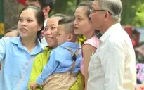 Người dân TP Hồ Chí Minh nhộn nhịp du xuân ngày Tết