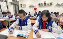 Học sinh Hà Nội đi học trở lại với nhiều hoạt động chào Xuân 2023