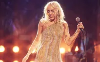 Miley Cyrus ra mắt nhạc mới vào ngày sinh nhật của chồng cũ