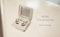 Khuyên tai tích hợp tai nghe không dây tại Anh