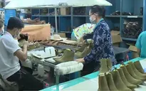 Doanh nghiệp đổi lợi nhuận lấy đơn hàng