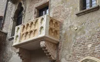 Shakespeare không tạo ra Romeo và Juliet? Lần theo dấu vết tác giả đích thực của câu chuyện lãng mạn ở miền Bắc nước Ý