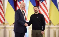 Tổng thống Mỹ bất ngờ tới thăm Ukraine, cam kết tiếp tục viện trợ quân sự