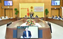 Giám sát đổi mới chương trình sách giáo khoa