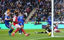 Giành 3 điểm nhưng "vận đen" với trọng tài vẫn đeo bám Arsenal