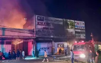 Cháy lớn tại kho hàng thiết bị điện, nhiều tài sản bị thiêu rụi