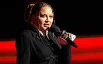 Madonna đả kích "Chủ nghĩa tuổi tác và thái độ khinh thường phụ nữ"