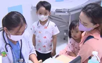 Nguy cơ dịch bệnh phát triển, lây lan khi trời mưa, nồm ẩm