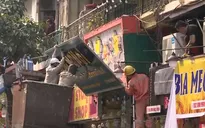 Tăng cường xử lý biển quảng cáo chưa phù hợp khu vực phố cổ