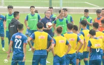 ĐT Việt Nam và U23 Việt Nam tích cực tập luyện trên cùng một sân