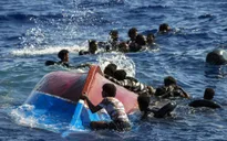 Italy nỗ lực giải cứu 1.300 người di cư trên biển Địa Trung Hải