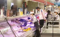 Người Hàn Quốc phải "thắt lưng buộc bụng" do lo ngại nguy cơ suy thoái kinh tế kéo dài
