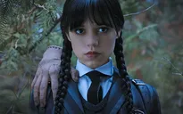 Vừa nổi tiếng, sao "Wednesday" bị nhà sản xuất Hollywood chỉ trích "lộng quyền và độc hại"