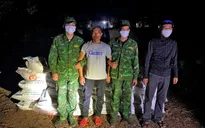 Ngụy trang, cất giấu 1,5 tấn đường cát nhập lậu trong đống trấu